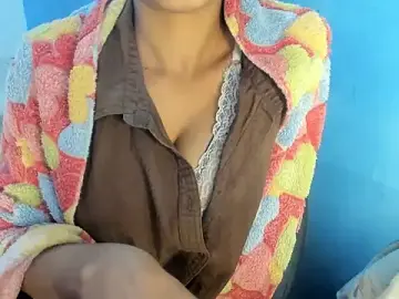 Stripchat Adult Webcam of loveyouforever666