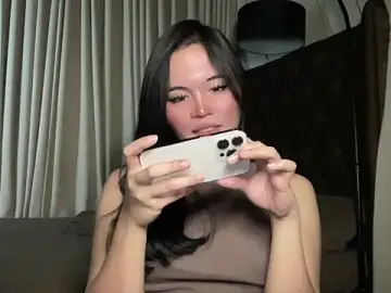 Stripchat Live Sex of Lilly_cruz