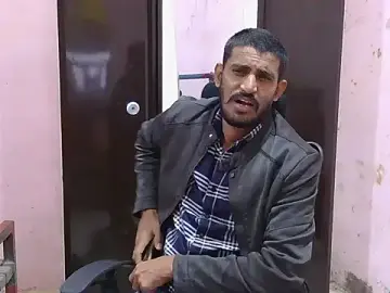 Stripchat Live Sex Cam of HotXKrish