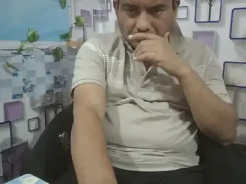 Stripchat Live Sex Cam of KUMA_500