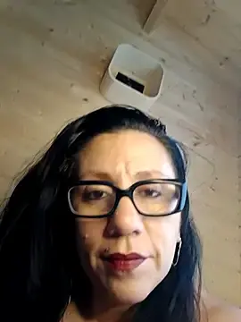 Stripchat Sex Cam of Lolytamilf