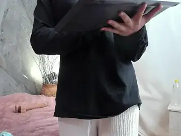 Stripchat Free Porn Cam of Alice_evans_lov