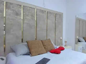 Stripchat Watch Live Sex Cams of BenitoSaenz