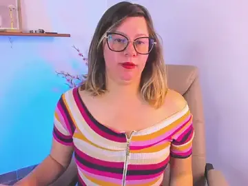 Stripchat Adult Webcams of Chanelll_Taylorr_