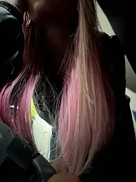 Stripchat Free Porn Cam of Kate-Paul