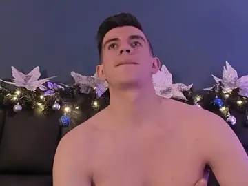 Stripchat Sex Cam of MikaelSlow