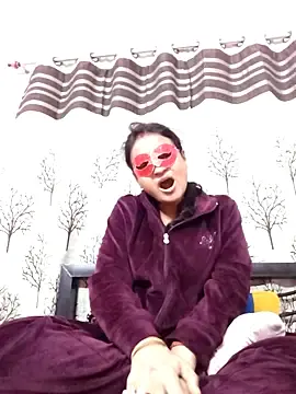 Stripchat Adult Video Chat of Gullapi