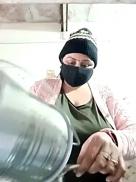 Stripchat Nude Webcam of Rakhi_sawant143