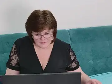 Stripchat Live Sex Cam of Sandra_Sunrise