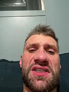 Stripchat Nude Webcam of sexyhotstud12