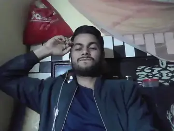 Stripchat Best Webcam of Stubborndesiboy