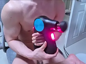 Stripchat Live Sex Cam of koreanboy2341