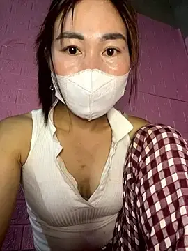 Stripchat Live Sex Cam of meganmeo