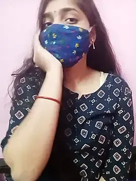 Stripchat Sex Cam of Cute-Simmi