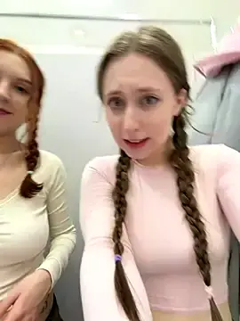Stripchat Live Porn of FroggyAnna