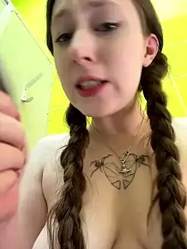 Stripchat Sex Chat of FroggyAnna