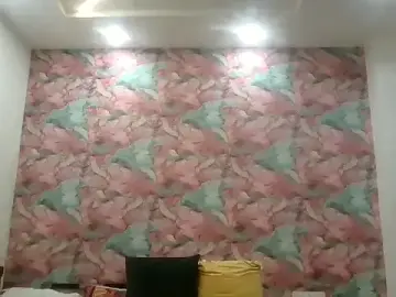 Love_heartss from stripchat