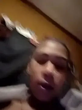 Stripchat Adult Webcams of carmelbbyx22