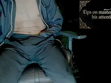 Stripchat Watch Live Sex Cams of GangstArabianMaster