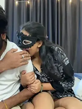 Stripchat Sex Chat of vickyandtania