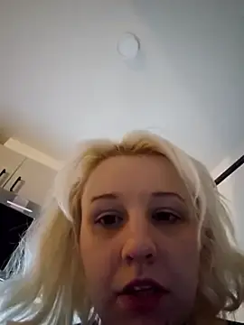 Stripchat Watch Live Sex Cams of RaisingDaisy