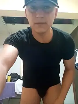 Stripchat Free Live Porn of LuisMex1998