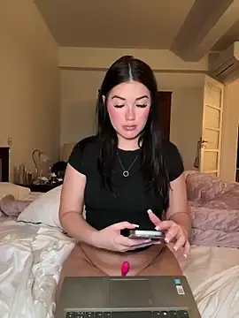 Stripchat Live Porn of summermc_xx