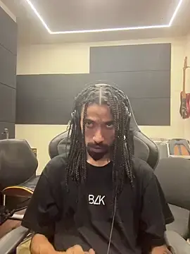 FavelaDaddyCum from stripchat