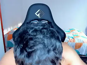 Stripchat Adult Webcam of Tommy_Bred