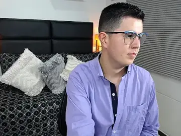 Stripchat Private Sex Chat of dylan_santiago_