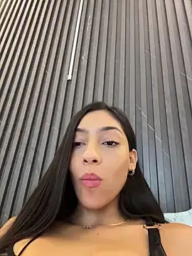 Stripchat Watch Live Sex Cams of Ema_azel