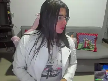 Stripchat Adult Webcam of Khalifa_Gold