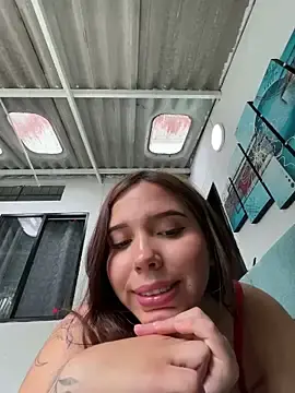 Stripchat Live Sex of LunaCandy_