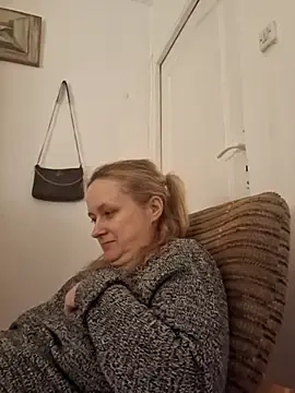 Stripchat Free Porn Cam of She-devilx