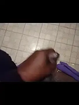 macnificent1fr from stripchat