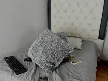 Stripchat Live Porn of IsisBrown_