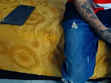 Raven_Cox from stripchat