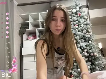 tinykisa from stripchat