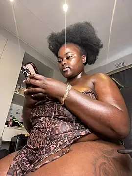 Stripchat Watch Live Sex Cams of Honeycoco0211