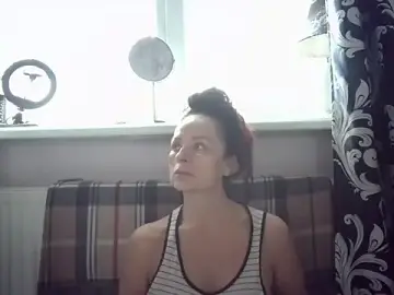 Stripchat Live Sex Cam of LindaStarS