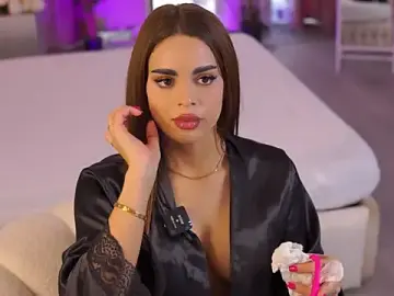 Stripchat Nude Webcam of Arabian_Rose