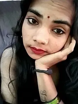 Stripchat Nude Webcam of Sexy-Riyanshi