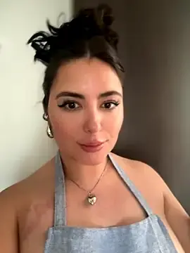 Stripchat Free Porn Cam of sukhakunis1