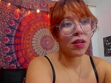 Stripchat Sex Cam of _Moon_Johnson