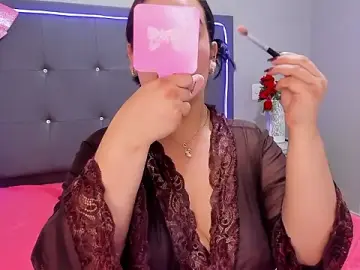 Stripchat Live Sex Cam of emma_lye