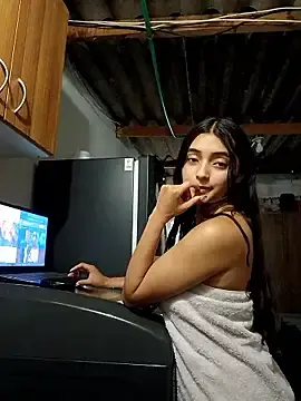 Valen_Person from stripchat