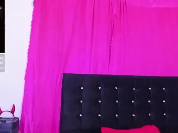 Stripchat Live Porn of cutenaked_8