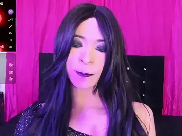 Stripchat Free Live Porn of cutenaked_8