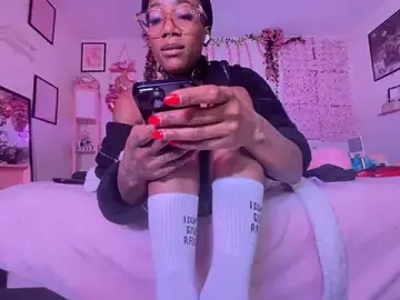 Stripchat Sex Cam of VixenCapri