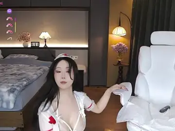 Stripchat Free Porn Cam of AYW-21